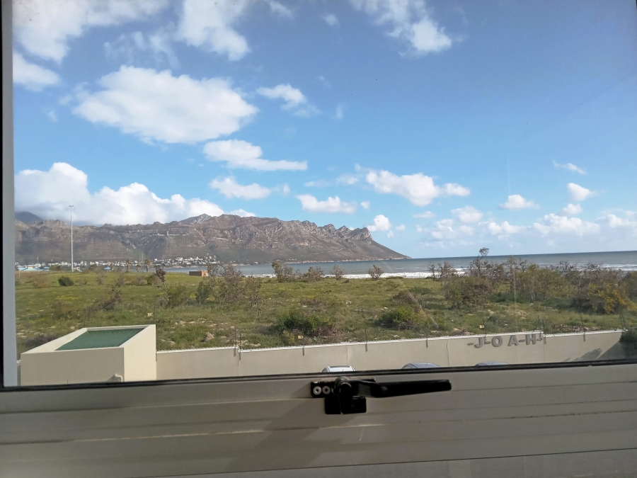 1 Bedroom Property for Sale in Greenways Golf Estate Western Cape